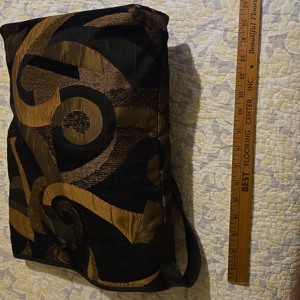 Maggie A Settle Elegant Black and Brown Women's Bag - Picture 4 of 8